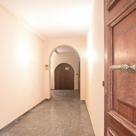 Center Vicolo With Parking * Modena