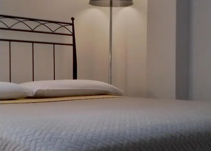 Center Vicolo With Parking Apartment Modena