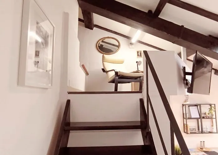 Center Vicolo With Parking Appartement Modène